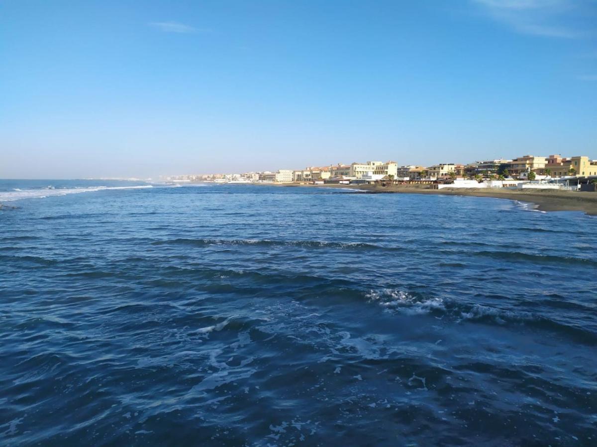 Casa Miamia Per Vacanza, Viaggi Di Lavoro E Smartworking Lido di Ostia Zewnętrze zdjęcie